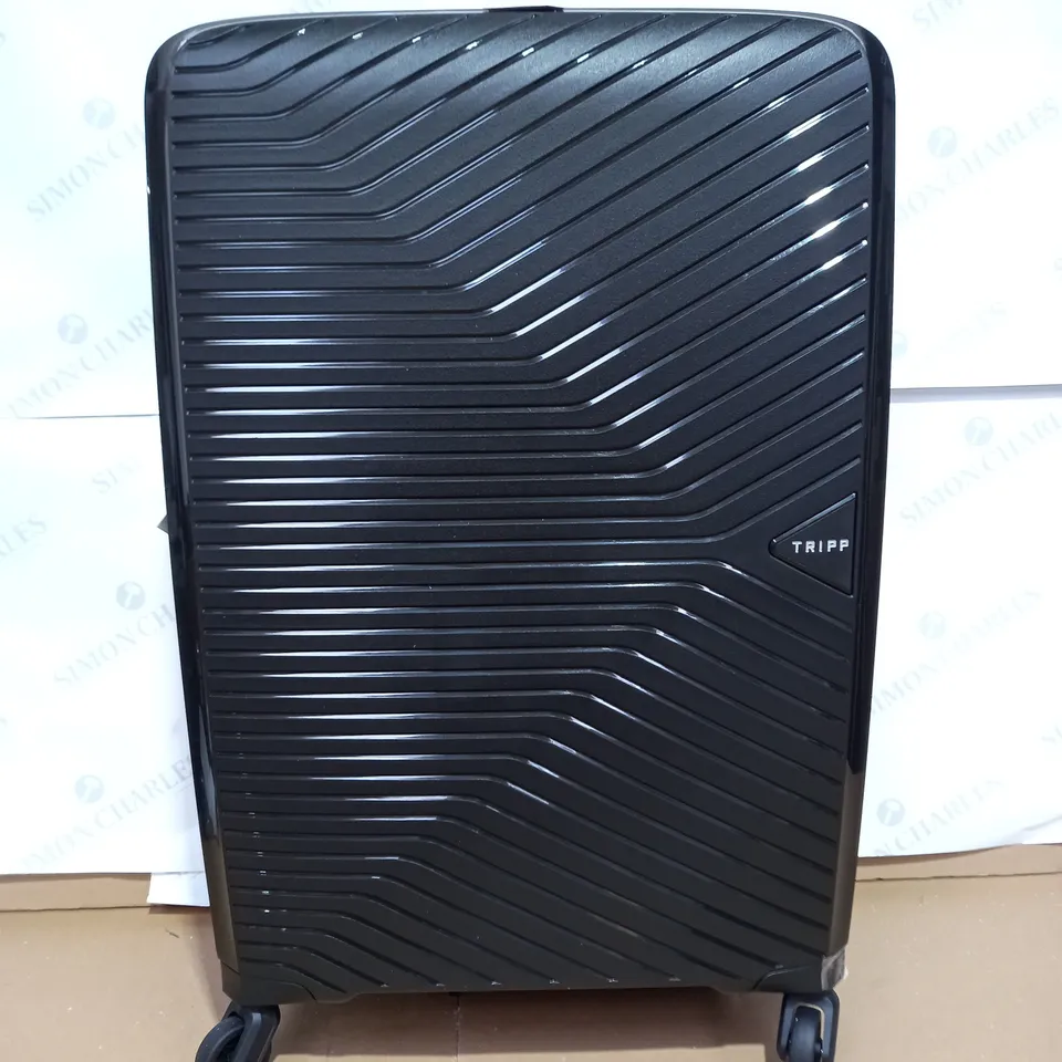 TRIPP BLACK 'CHIC' CABIN 4 WHEEL SUITCASE