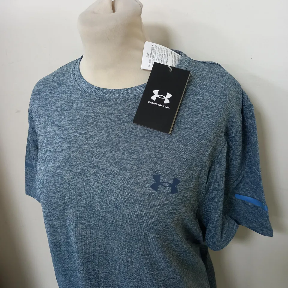 UNDER ARMOUR SEAMLESS CASUAL T-SHIRT SIZE M