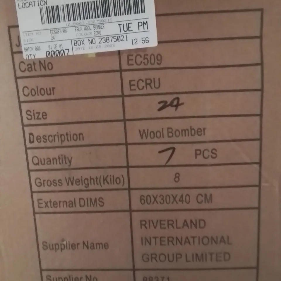BOXED BRAND NEW APPROXIMATELY 7 SIMPLY BE FAUX WOOL BOMBER JACKET ECRU SIZE 24