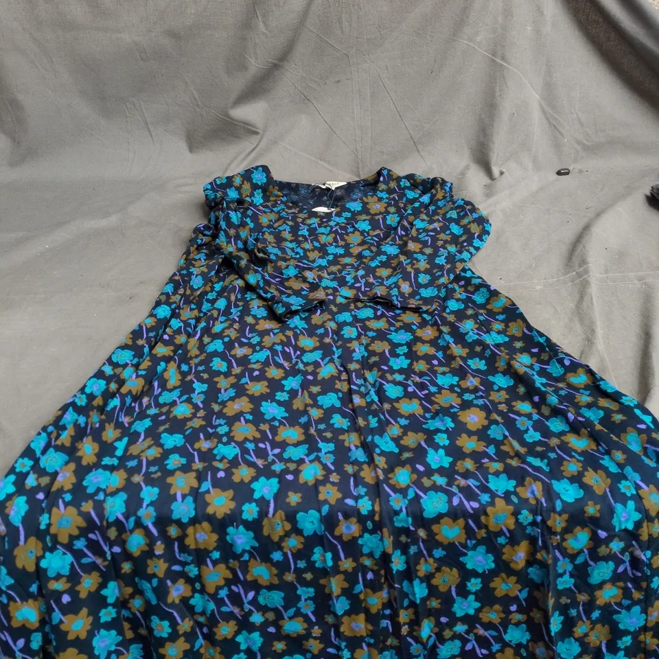 UK 12 SEASALT CORNWALL 3/4 NANCY DRESS – FALLING FLOWERS MARITIME