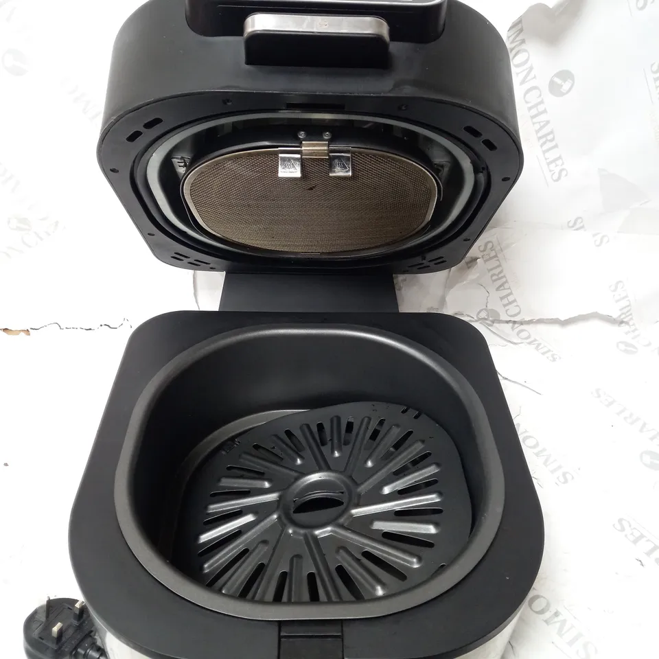 BOXED MASTERPRO KITCHEN ROBOT SMOKELESS GRILL AND AIR FRYER