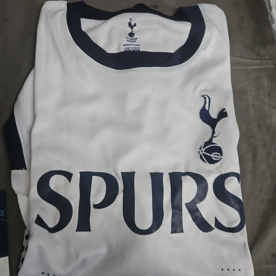 Tottenham Hotspur Football Shirt - SPURS Crest, White with Navy Trim