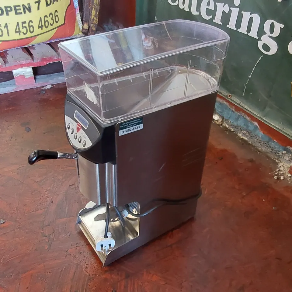 EUREKA MYTHOS COMMERCIAL COFFEE MACHINE