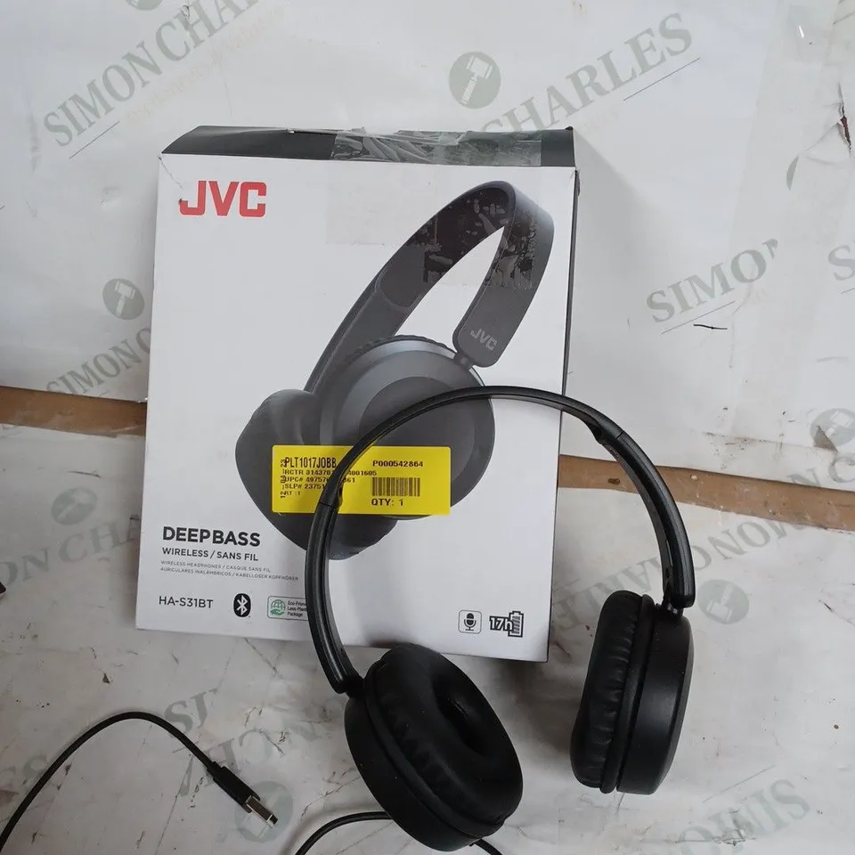 JVC POWERFUL SOUND HEADPHONES