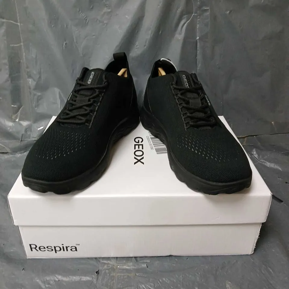 GEOX RESPIRA MENS TRAINERS BLACK SIZE 9