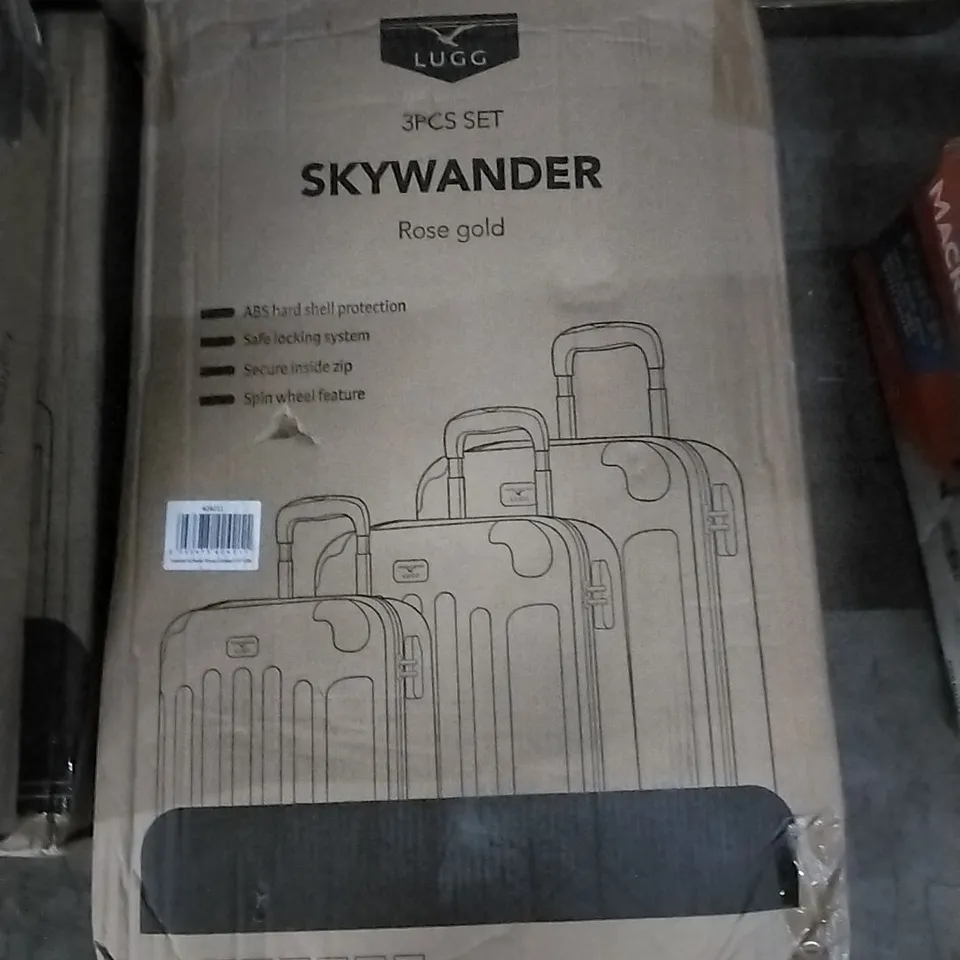 BOXED LUGG SKYWANDER HARDSHELL SUITCASE - ROSE GOLD 