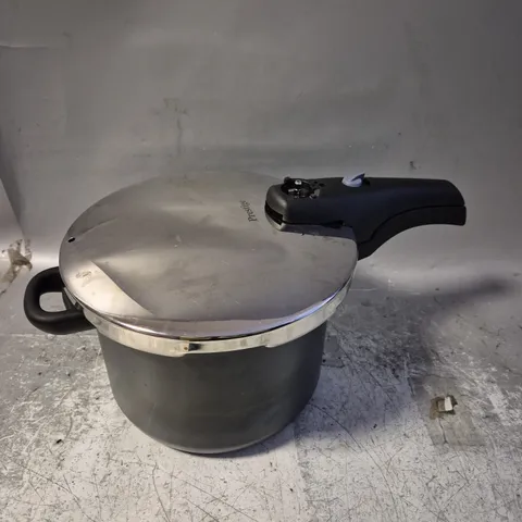 BOXED PRESTIGE PRESSURE COOKER