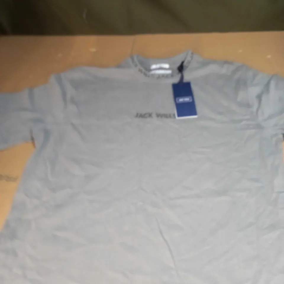 JACK WILLS STANDARD T-SHIRT SIZE L