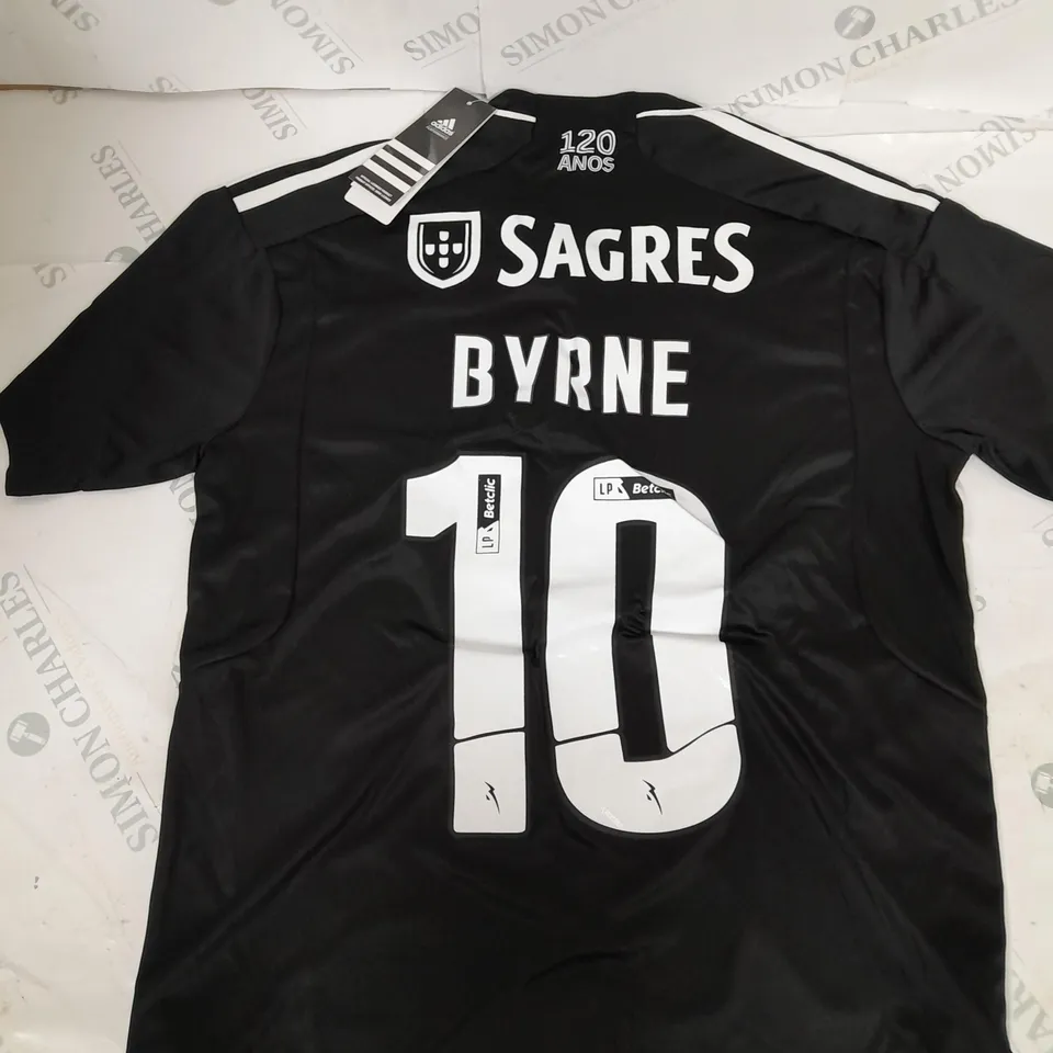 BENFICA FC FULL AWAY KIT WITH BYRNE 10 SIZE S