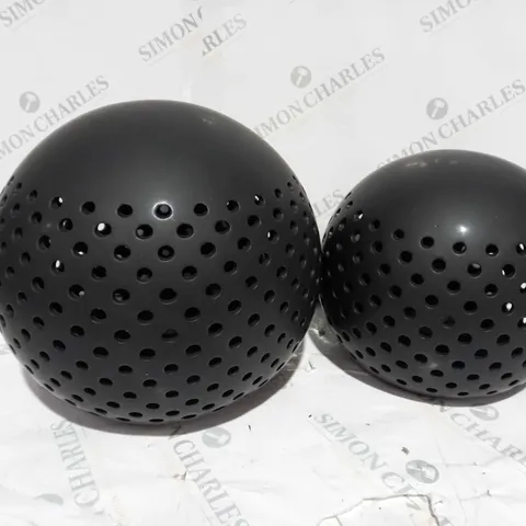 BOXED K BY KELLY HOPPEN SET OF 2 INDOOR OUTDOOR ORBS 25CM AND 30CM IN BLACK