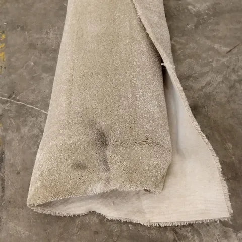 ROLL OF QUALITY SENSATIONAL SRA 460 HEMP CARPET // APPROX SIZE; 2.2 x 5m
