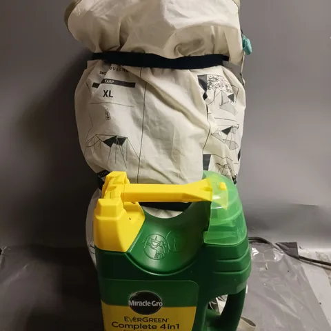 LOT OF 2 ASSORTED HOUSEHOLD ITEMS TO INCLUDE DECATHLON QUECHUA XL TARP AND MIRACLE GROW EVERGREEN COMPLETE 4 IN 1 (2.8KG).