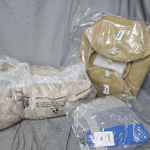 APPROXIMATELY 6 ASSORTED ITEMS TO INCLUDE LA MAREY COAT, HANDBAG, TAMSY SWEATER, ETC