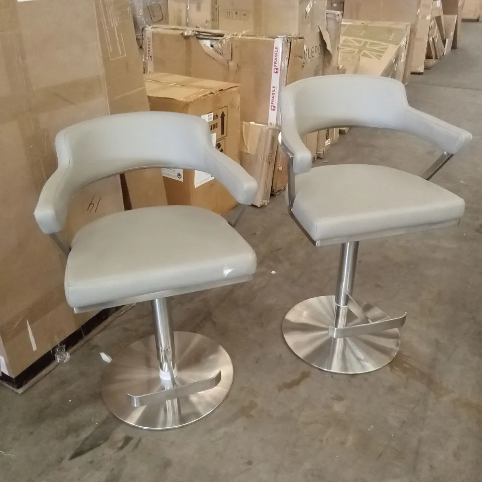SET OF 2 FIRENZA PU LEATHER BAR STOOLS