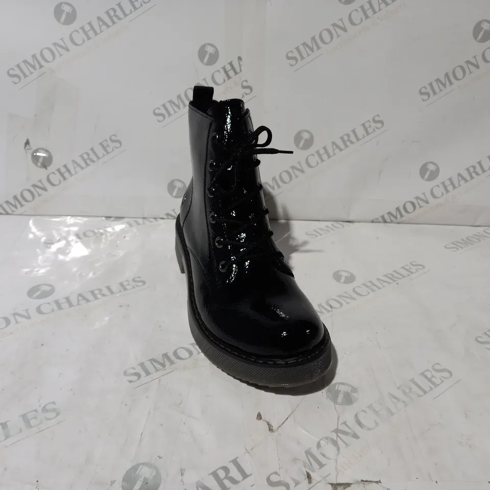 BOXED PAIR OF RIEKER LACE UP BOOTS IN BLACK UK SIZE 6.5