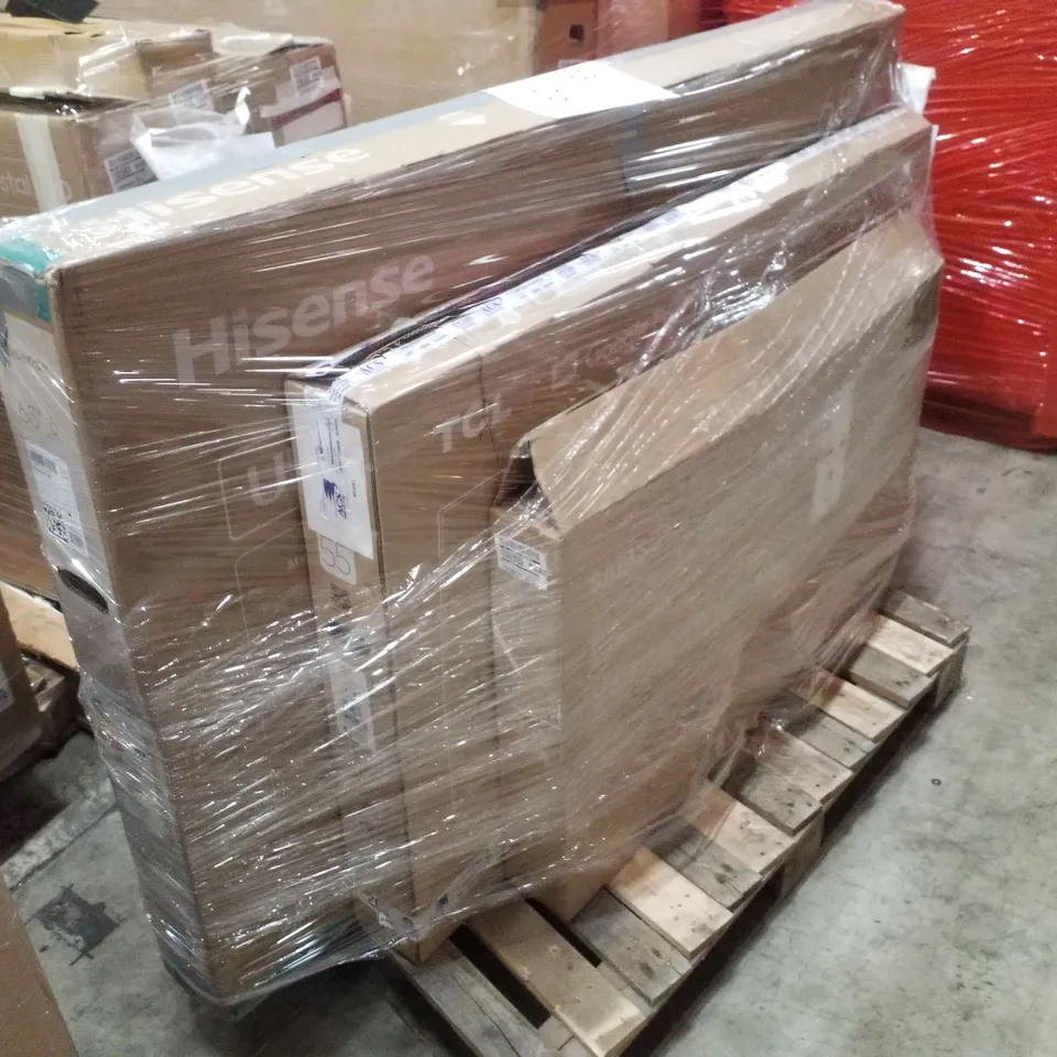 PALLET CONTAINING 5 ASSORTED DAMAGED TVS