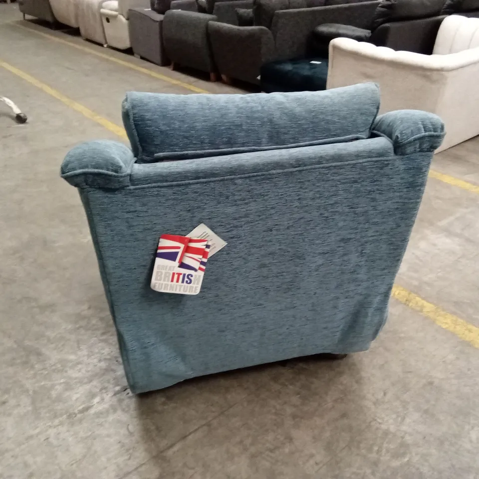 PARKER KNOLL DENVER FABRIC ELECTRIC RECLINER CHAIR