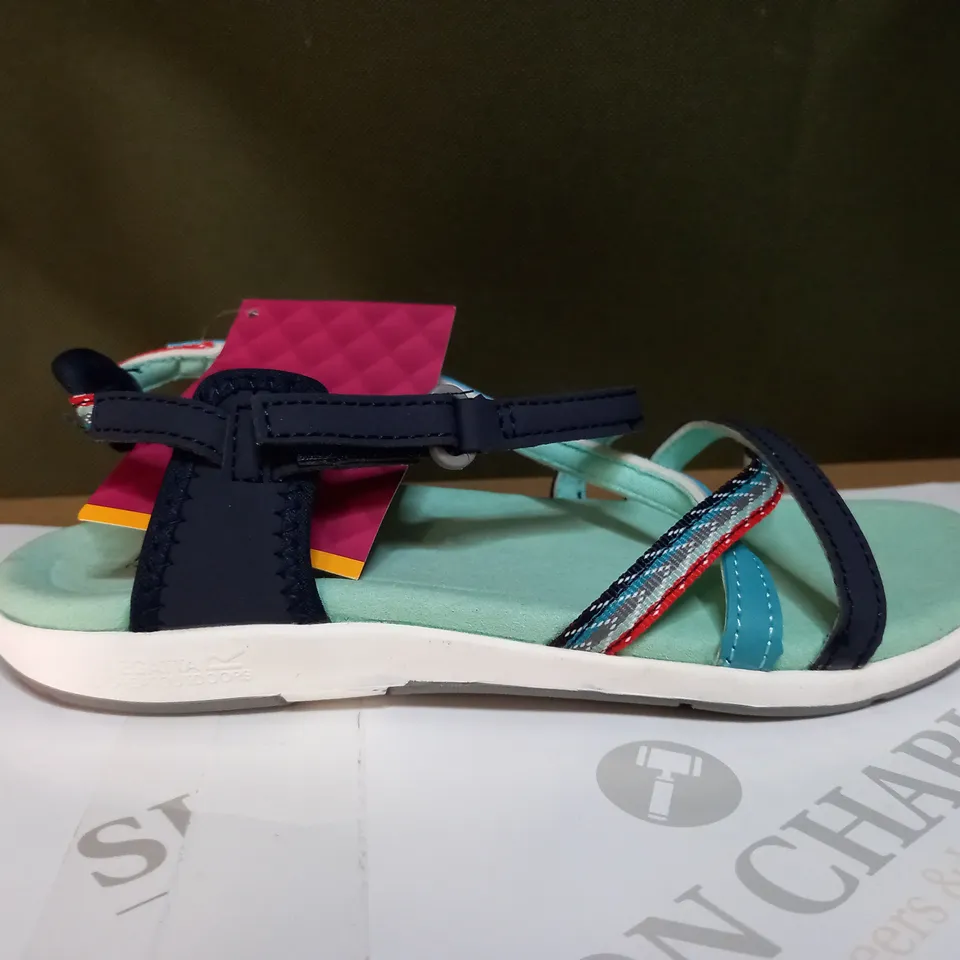 REGATTA LADY ROMA SANDALS SIZE 3