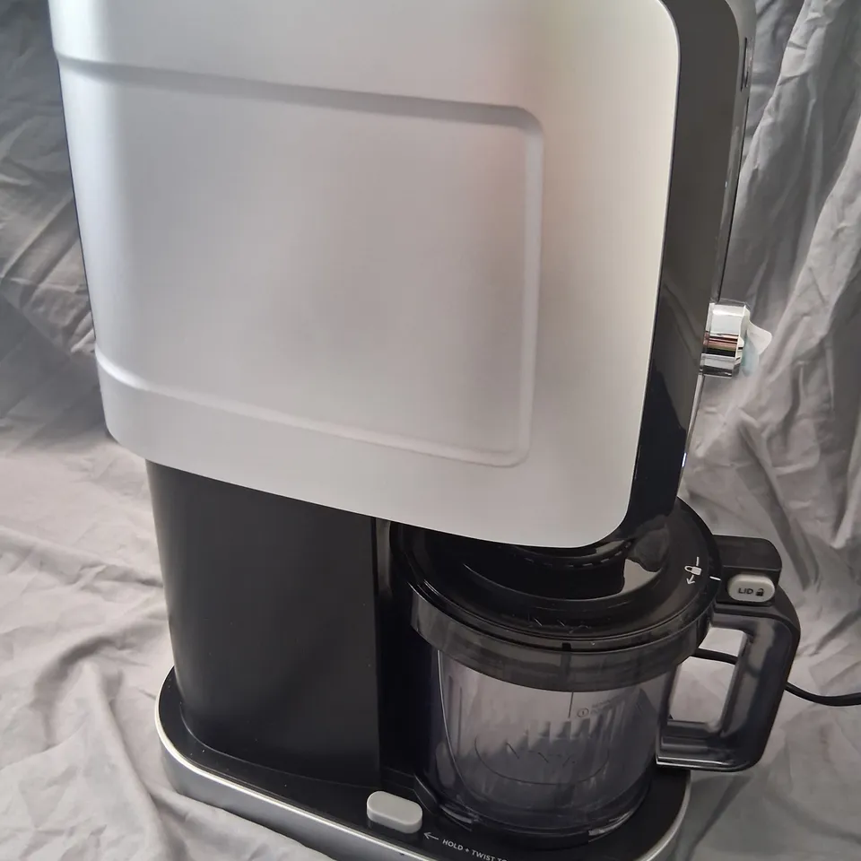 BOXED NINJA CREAMI DELUXE 10 IN 1 ICE CREAM AND FROZEN DRINK MAKER NC501UK