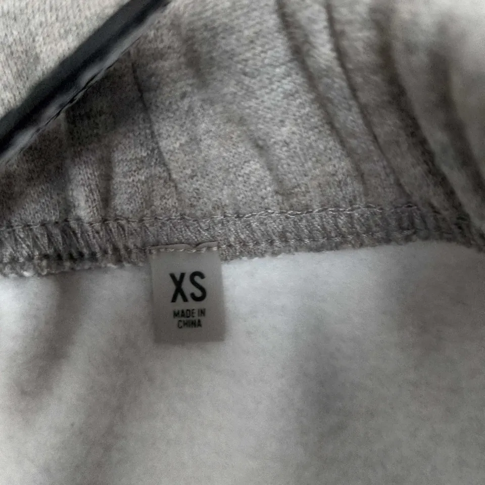 ESSENTIALS FEAR OF GOD SWEATPANTS – GREY, UK XS (XS LABEL, MADE IN CHINA)