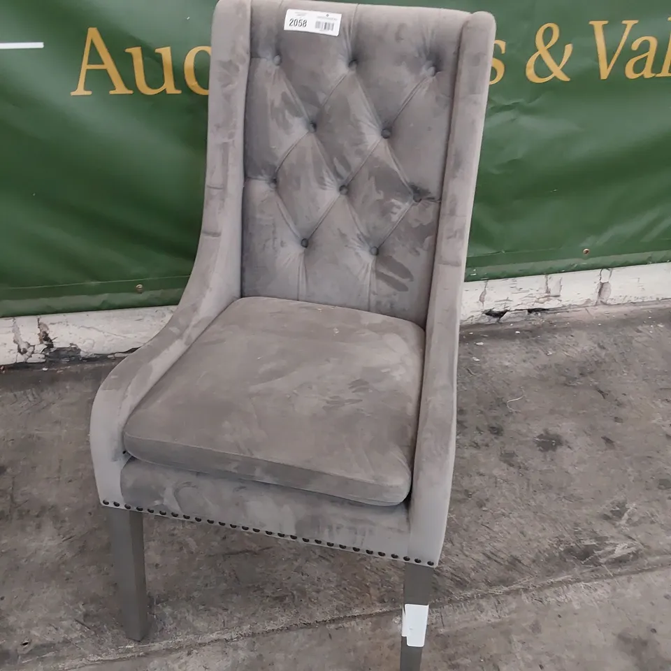 DESIGNER UPHOLSTERED BUTTONED BACK DINING CHAIR GREY PLUS FABRIC SILVERED WOOD LEGS
