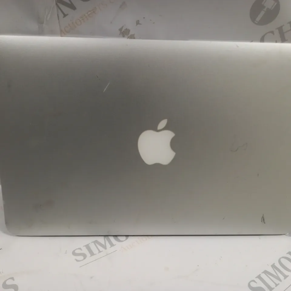 MACBOOK AIR - A1370