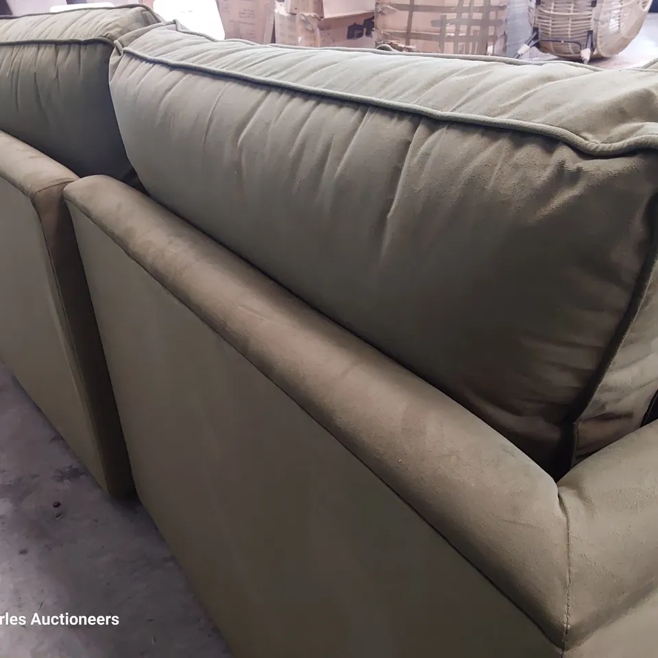 QUALITY BRITISH DESIGNER LOUNGE Co. CORNER GROUP PLUSH GREEN FABRIC 