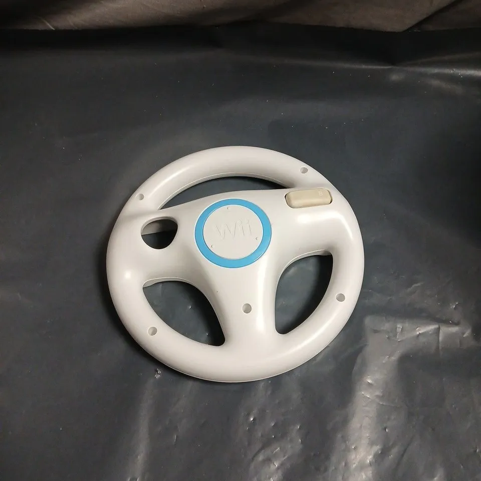 NINTENDO WII CONSOLE WITH ASSORTED ACCESSORIES 