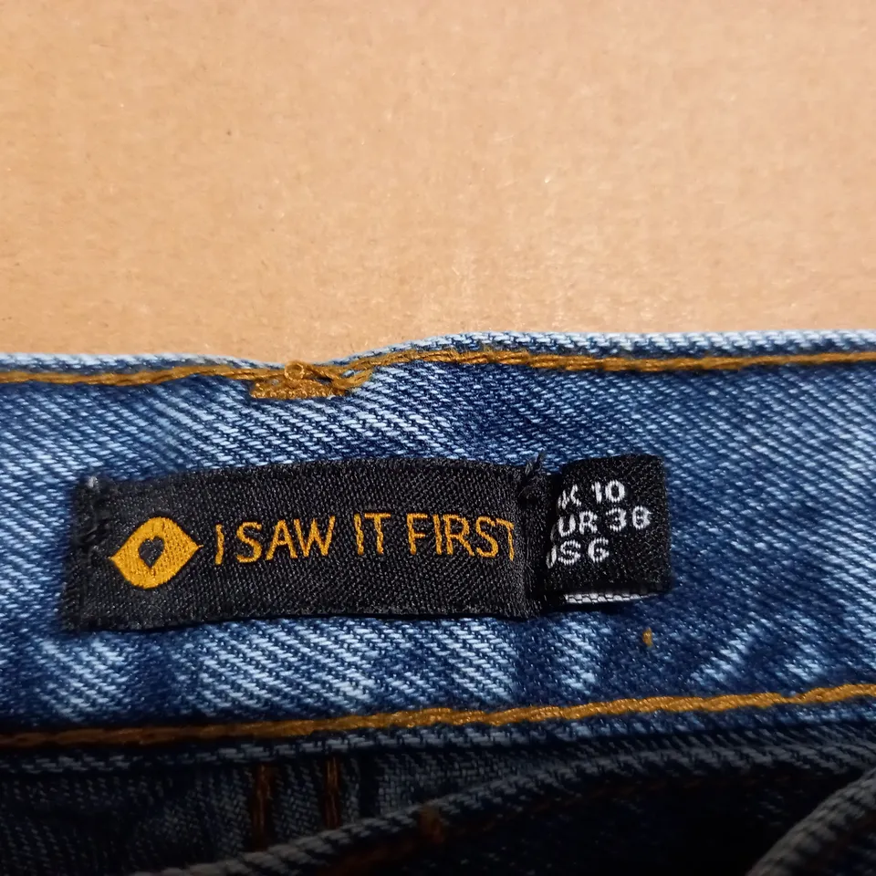 I SAW IT FIRST RIPPED KNEE BAGGY JEANS - SIZE 10
