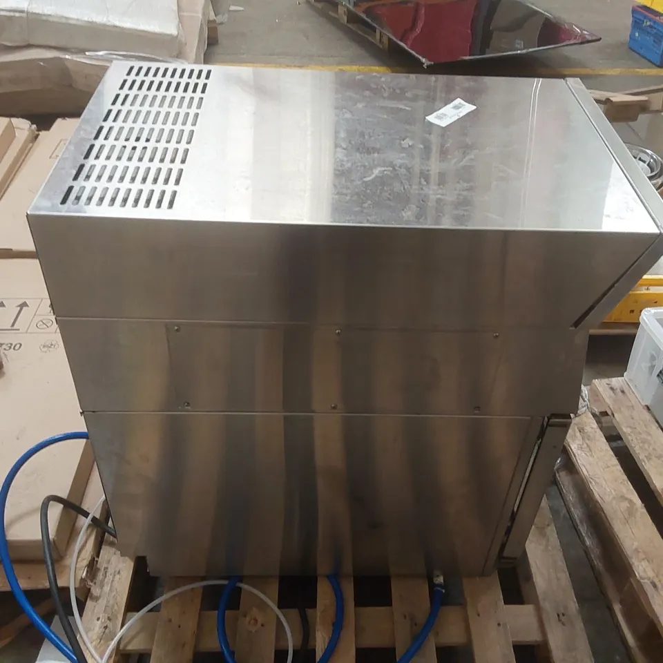 LINCAT CS11 LSC COMBI SLIM OVEN WITH EXTRACTION