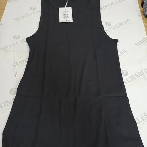 XL GYMSHARK RIBBED TANK TOP 