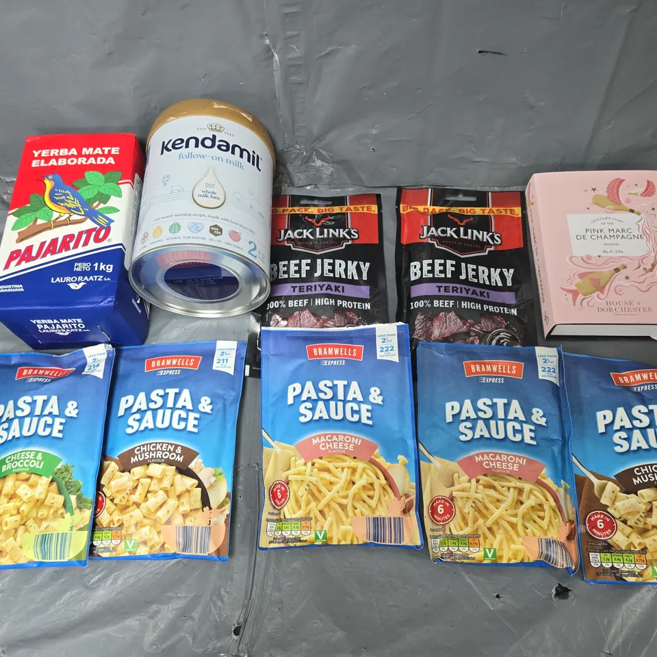 APPROXIMATELY 10 ASSORTED FOOD ITEMS TO INCLUDE KENDAMIL, PAJARITO, AND BEEF JERKY ETC. 