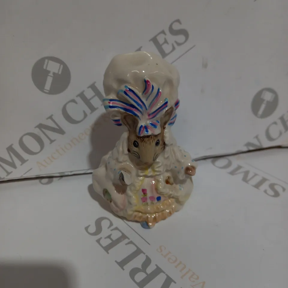 BEATRIX POTTER BESWICK LADY MOUSE FIGURINE