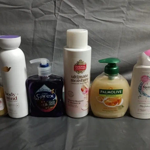 APPROXIMATELY 15 ASSORTED HEALTH & BEAUTY PRODUCTS TO INCLUDE CAREX, IMPERIAL LEATHER AND HAND WASH