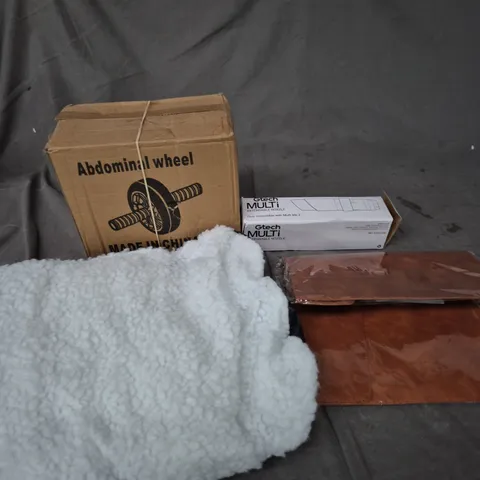 APPROXIMATELY 20 ASSORTED HOUSEHOLD PRODUCTS TO INCLUDE CUSHIONS, ABDOMINAL WHEEL, DOCUMENT POUCH ETC 