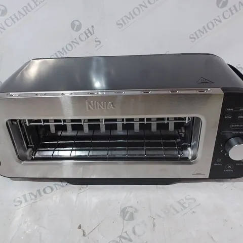 BOXED NINJA 2 IN 1 TOASTER & GRILL ST100UK