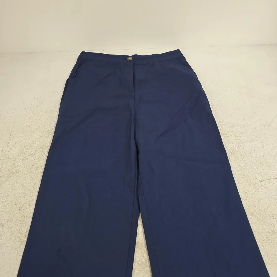 RUTH LANGSFORD NAVY TROUSERS – UK 10 TALL (US 8 TALL)