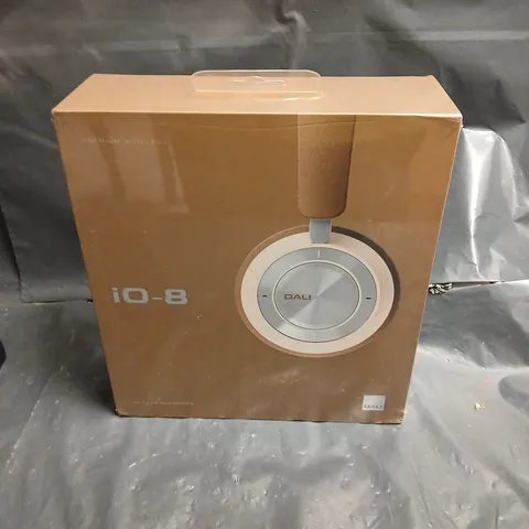 DALI IO-8 WIRELESS HEADPHONES – CARAMEL WHITE