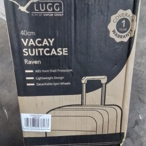 BOXED LUGG VACAY SUITCASE