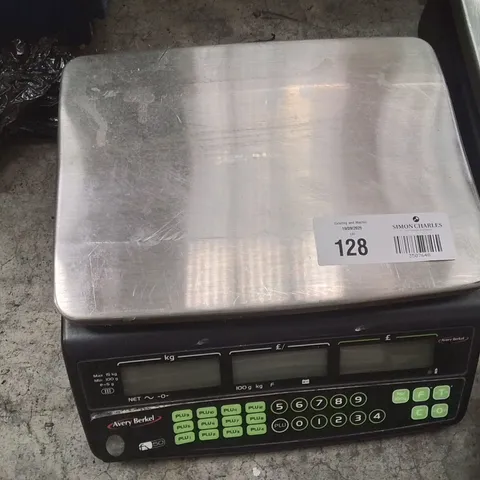 AVERY BERKEL FX50 RETAIL SHOP WEIGHING SCALE. 