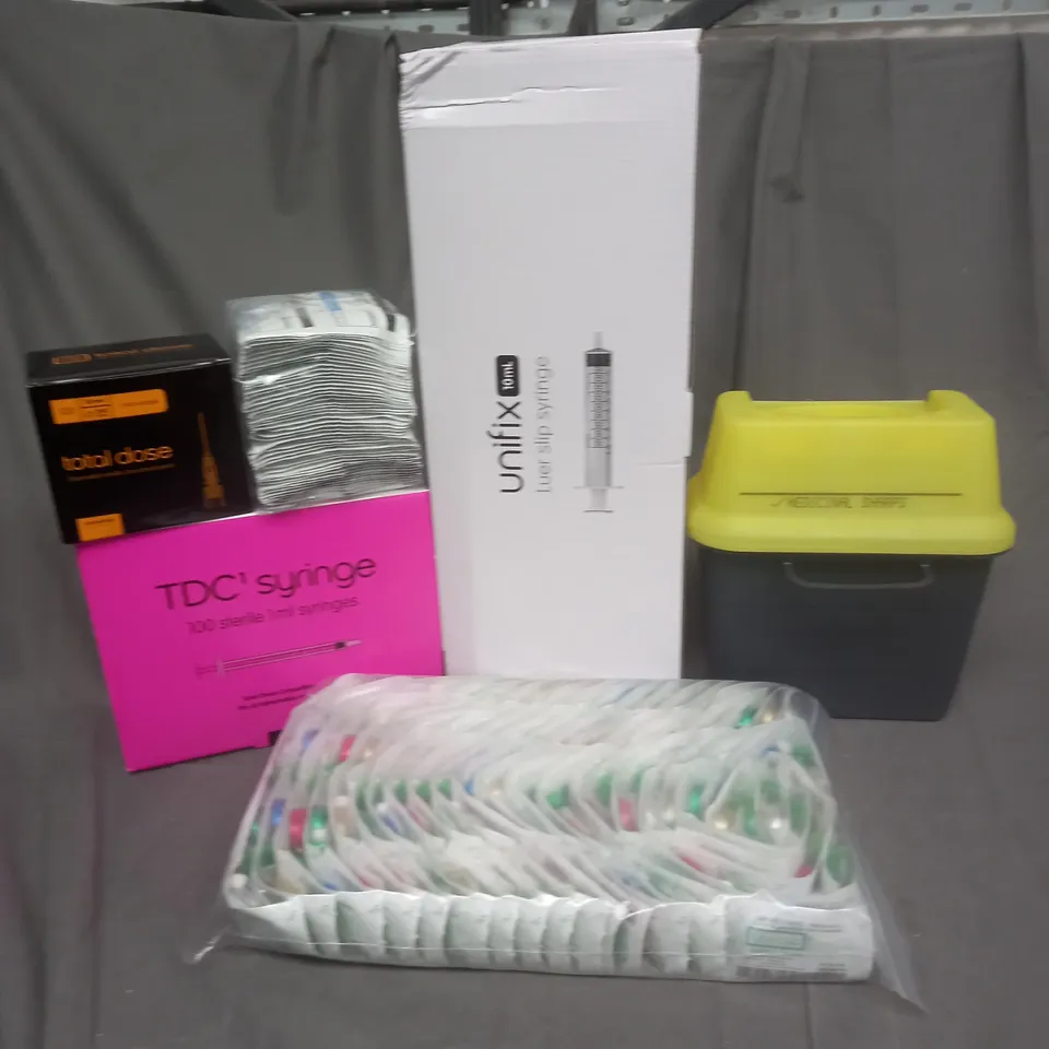 LOT OF ASSORTED MEDICAL EQUITMENT TO INCLUDE SYRINGES AND DISPOSABLE NEEDLES