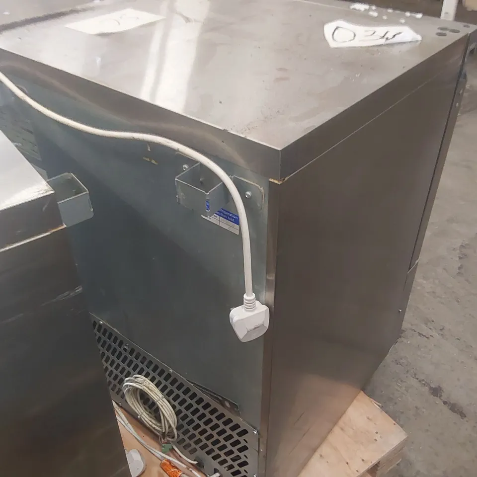 WILLIAMS H5UC COMMERCIAL UNDER COUNTER FRIDGE