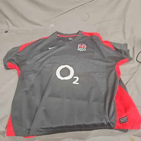 NIKE ENGLAND ROSE CREST JERSEY – BLACK WITH RED TRIM, O2 SPONSOR, UK XXL