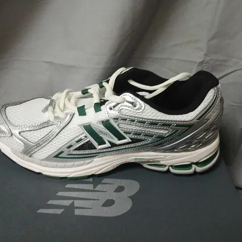 NEW BALANCE M1906REU LIFESTYLE SHOES - MEN'S UK9 (US10, EU44)