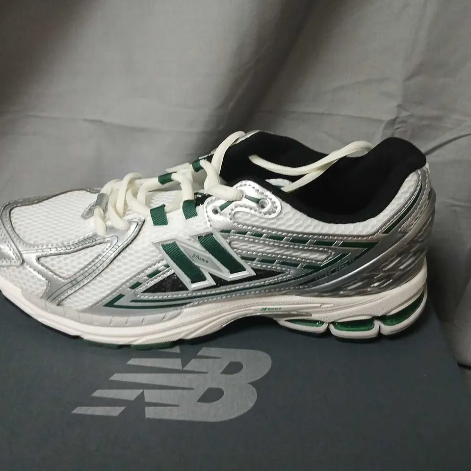NEW BALANCE M1906REU LIFESTYLE SHOES - MEN'S UK9 (US10, EU44)