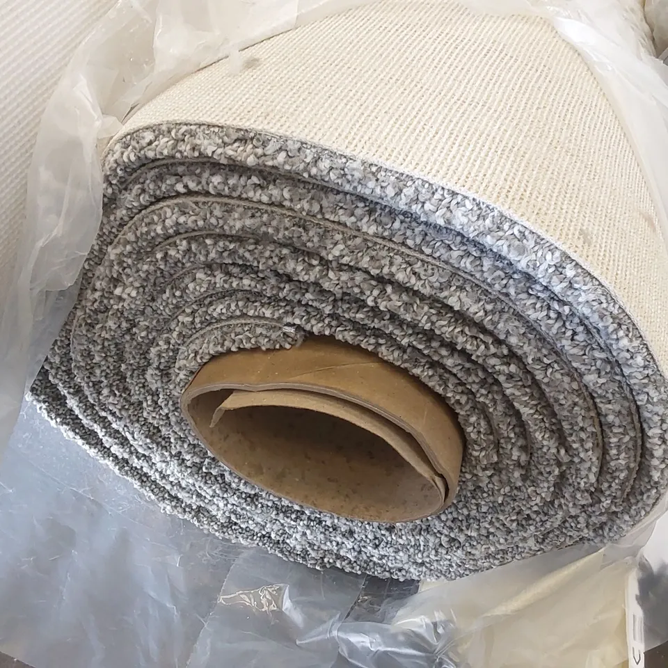 ROLL OF QUALITY ULTIMATE EXPRESSIONS EARL GREY CARPET // SIZE: APPROX 4 X 4.4m