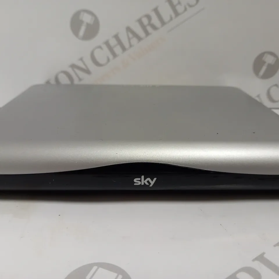 SKY BROADBAND HUB