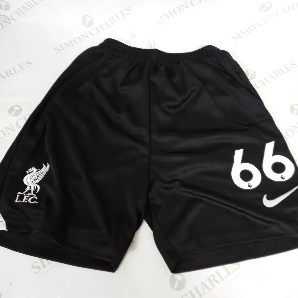LIVERPOOL AWAY SHIRT & SHORTS - '66 ALEXANDER-ARNOLD' - MEDIUM