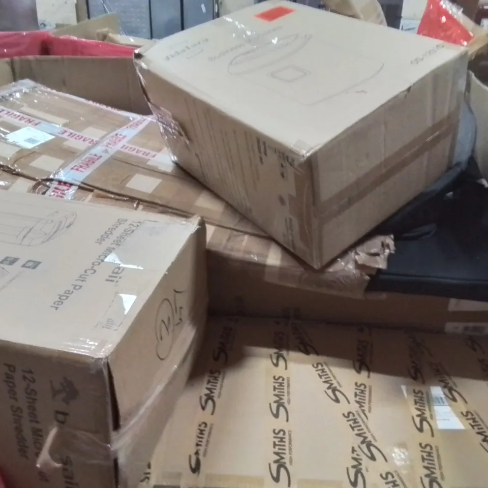 PALLET OF ASSORTED HOUSEHOLD GOODS AND PRODUCTS TO INCLUDE;PAPER SHREDDER,MEMORY FOAM CUSHION,TURNTABLE SYSTEM