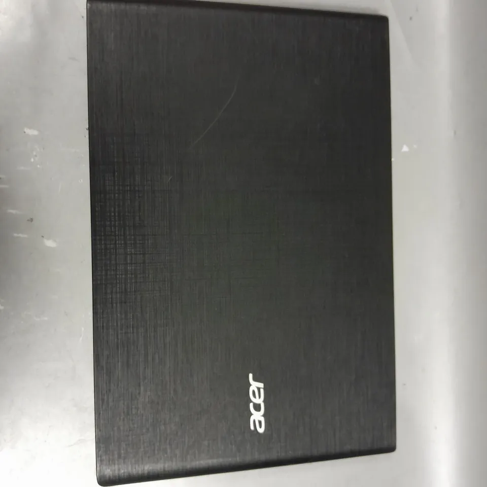 BLACK ACER ASPIRE E5-722 SERIES MODEL NO N15W1